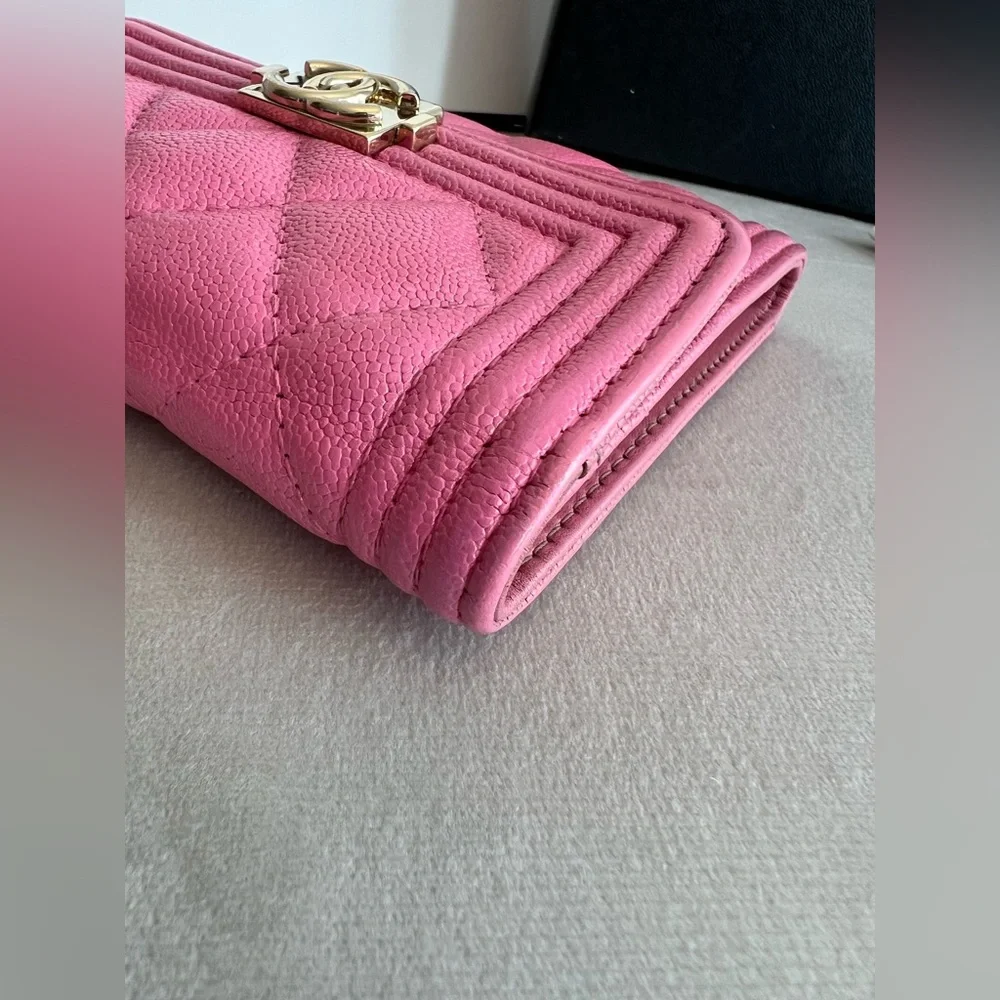 CHANEL  Caviar Leather Boy Flap Wallet Quilted Pink Great Condition/ Great Deal